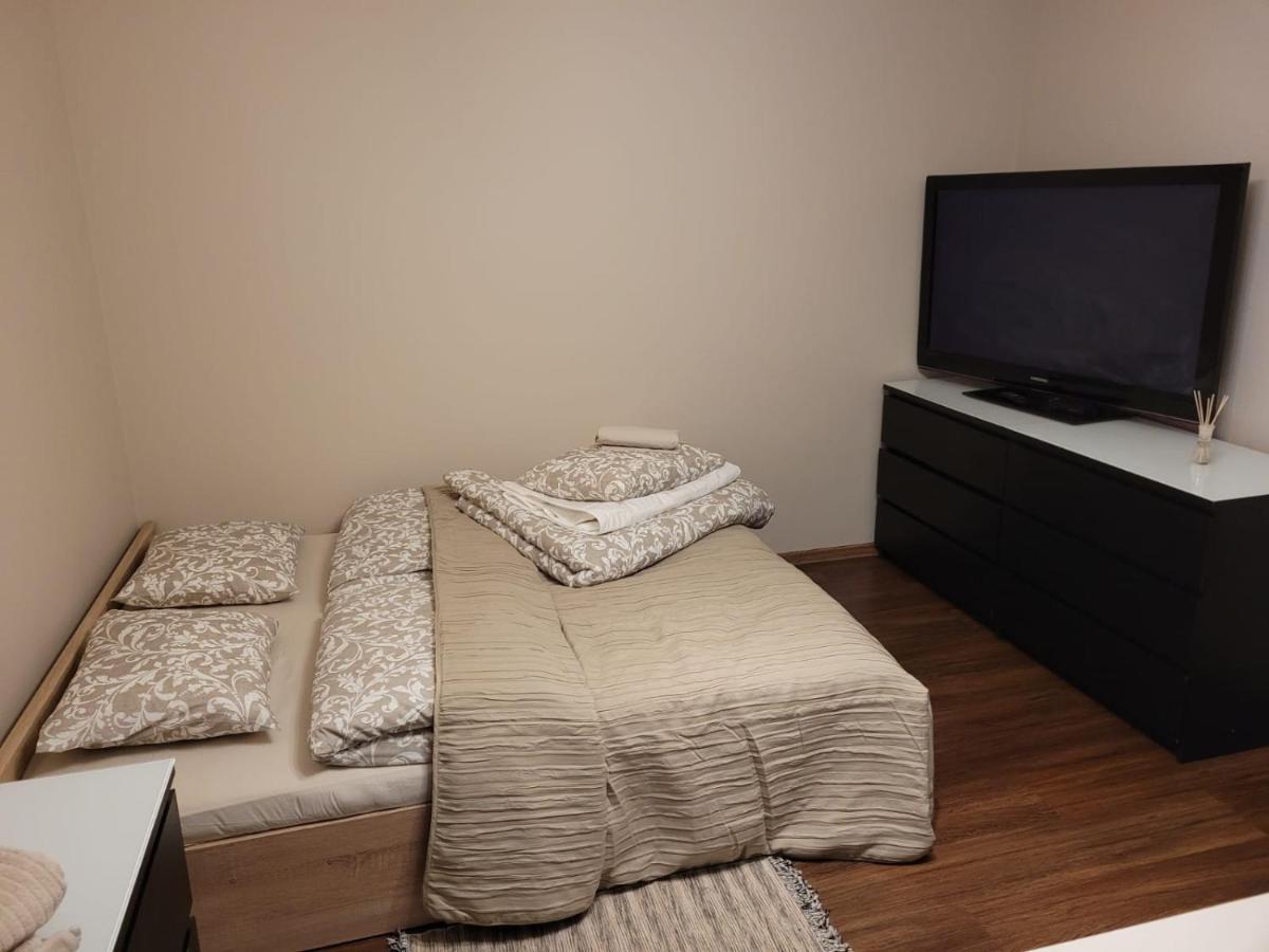 Апартаменты Apartament Lodz Экстерьер фото